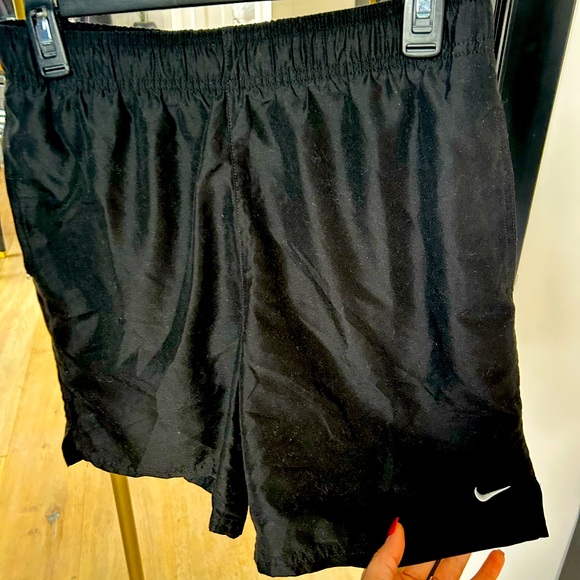 Nike Men's Black Athletic Shorts - Picture 1 of 5